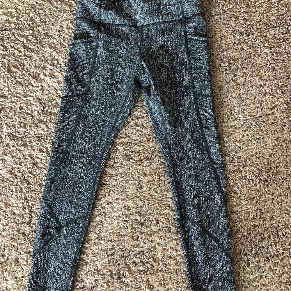 Lululemon crop leggings